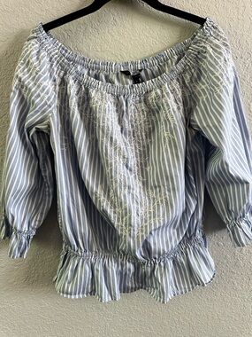 White House Black Market Off Shoulder Embroidered Blouse Blue Stripe Cotton L
